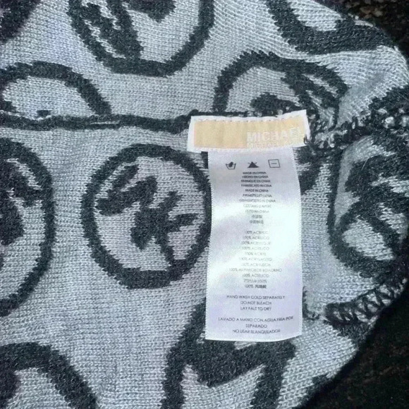 Michael Kors Beanie Hat OSFA Gray - Picture 5 of 5